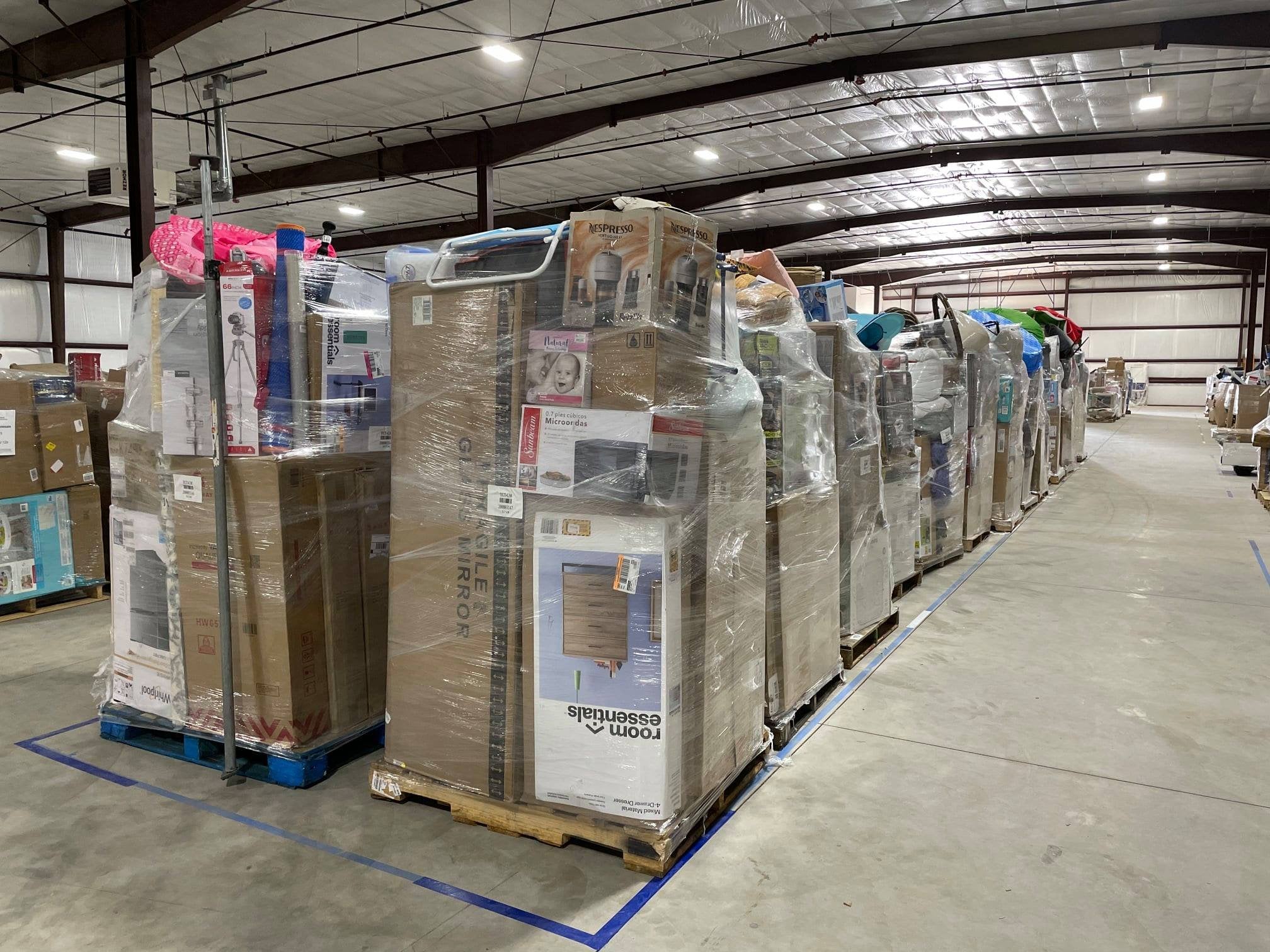 292179591_10228220056950824_6832474483228776786_n Target bulk truckload of general merchandise pallets staged for reseller pickup