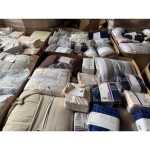 Target bedding truckload of wholesale comforters and sheet sets on liquidation pallets