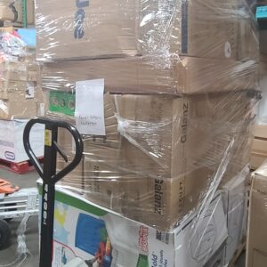572-piece mixed liquidation lot with Little Tikes toys, Samsonite luggage, Graco swing and appliances