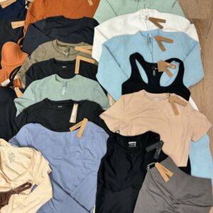 Skims Pallet 200 Authentic — Skims wholesale pallet of 200 authentic new-with-tags shapewear and bodysuit pieces