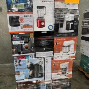 100-unit kitchen appliance pallet stacked with boxed air fryers, blenders and coffee makers