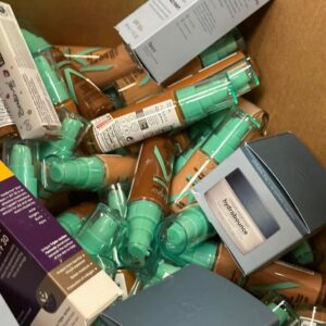 100-unit mixed cosmetics pallet of assorted makeup and beauty products ready for resale