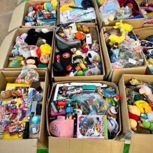150-unit mixed toy pallet of brand-name toys, games and baby gear for resale