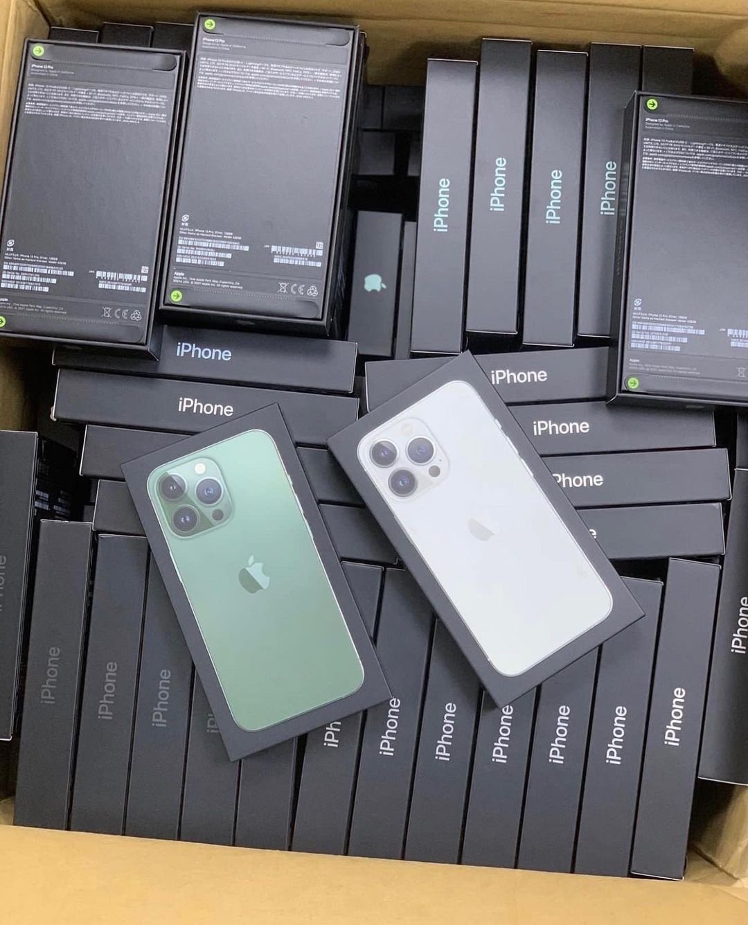 IPhone 13 pro max pallet iPhone 13 Pro Max pallet of wholesale Apple handsets for reseller liquidation